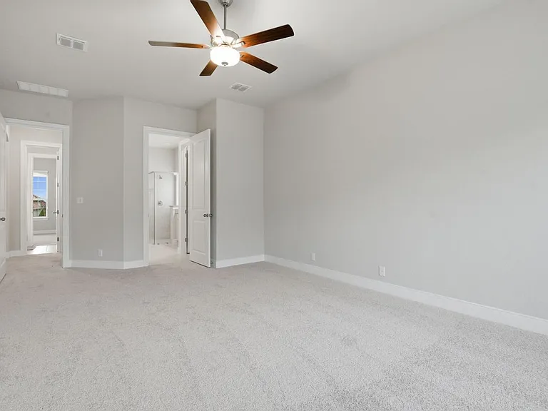 24710 Faraday — Photo 9