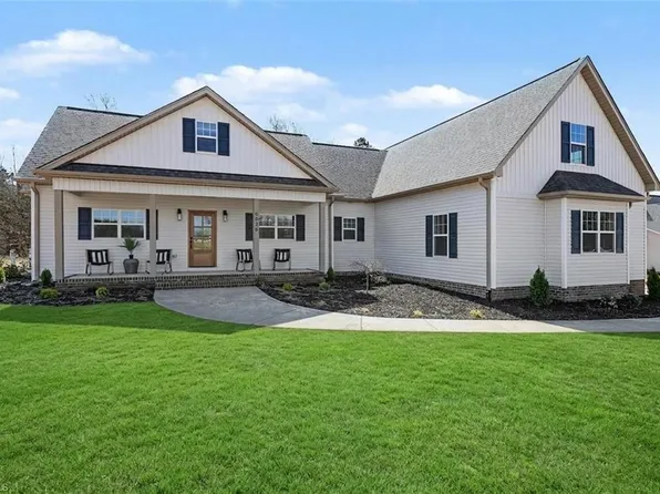 8020 State Highway 65, Summerfield, NC 27358