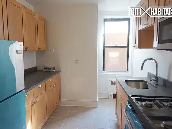 4th image of 9420 66th Ave #2C