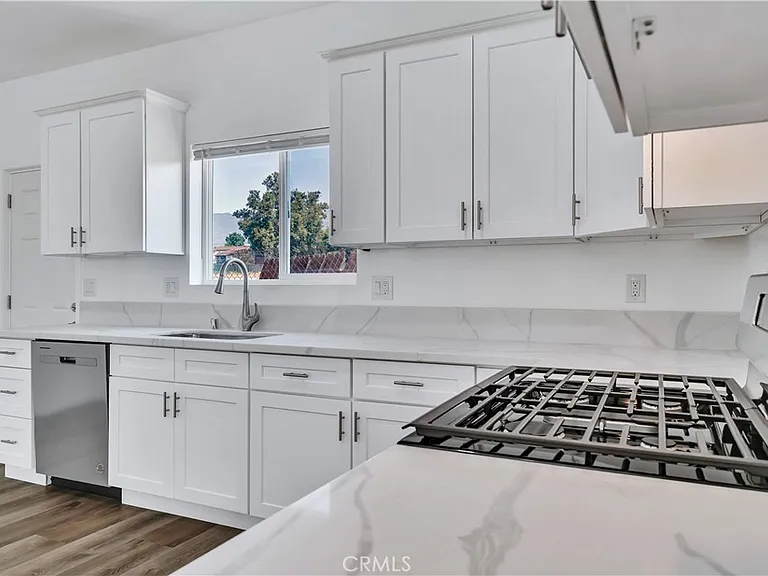 6734 Beryl St — Photo 11