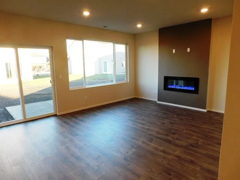 4707 Astronaut Ave NW — Photo 4