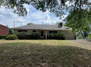 4415 McKenzie Dr, Monroeville, PA