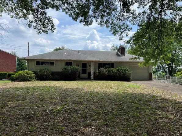 4415 McKenzie Dr, Monroeville, PA 15146