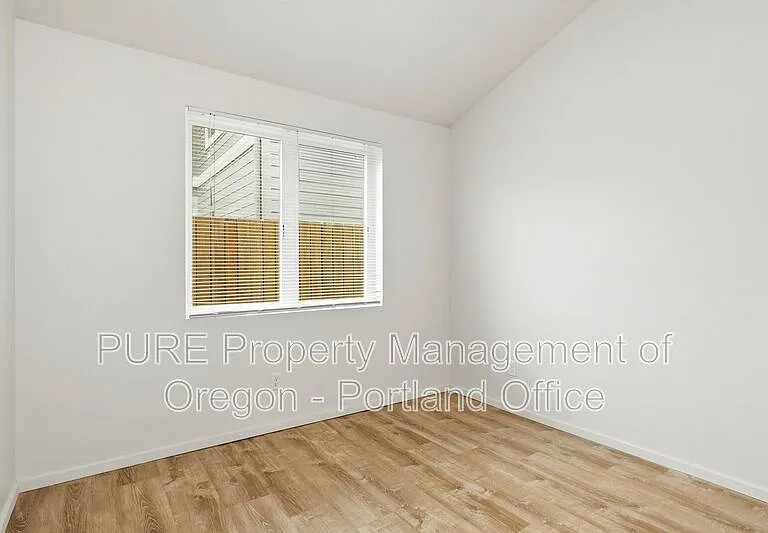 5026 N Harvard St #C — Photo 12