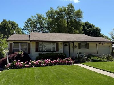 609 SE Florence Ave, Lees Summit, MO, 64063