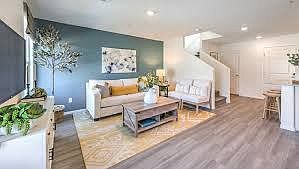 2nd image of 5014 Mesa Dr