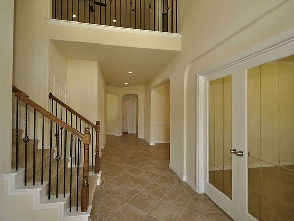 Foyer view 3