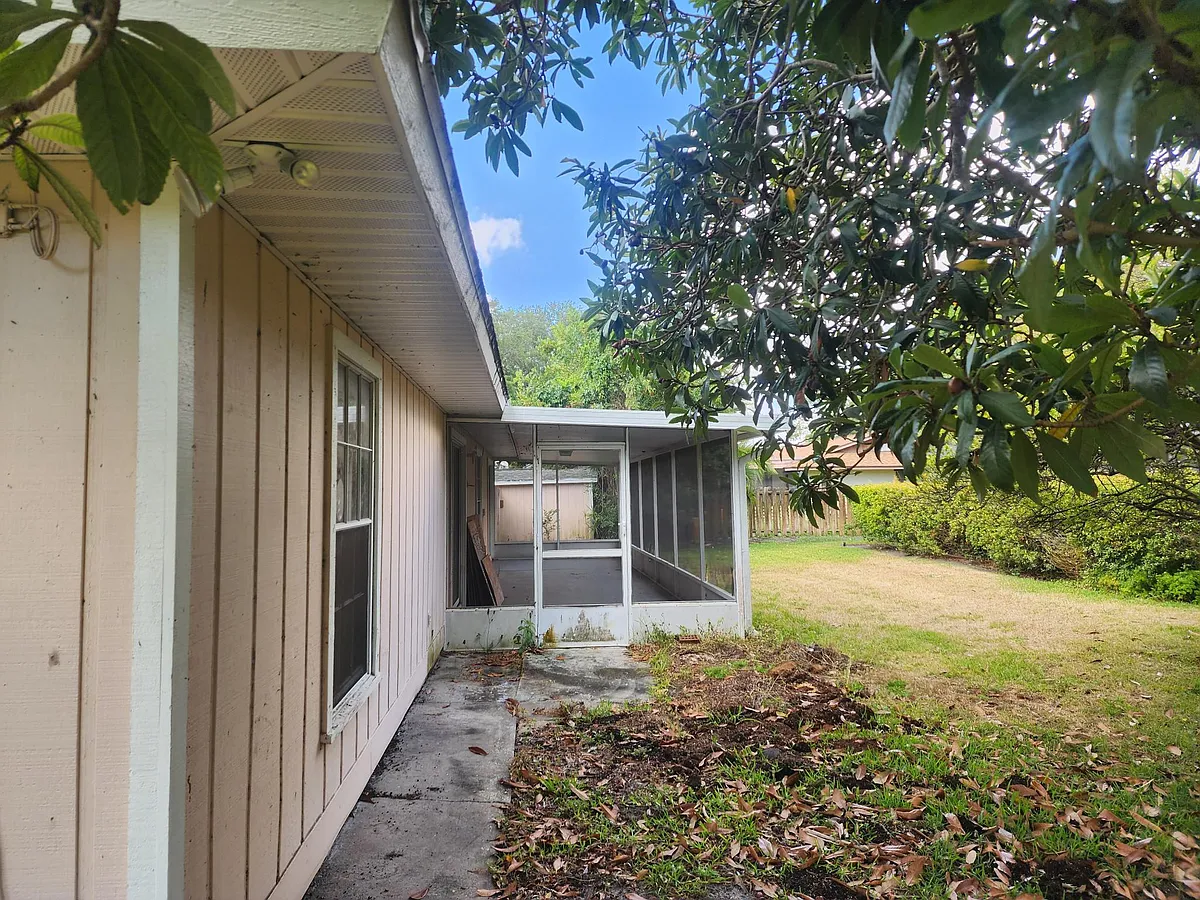 Building Photo - 5408 Echo Pines Cir E