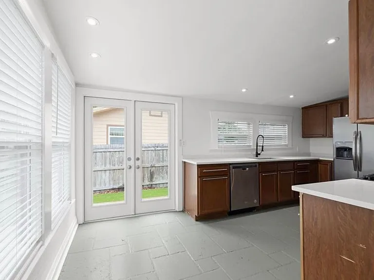 3011 N Ola Ave — Photo 10