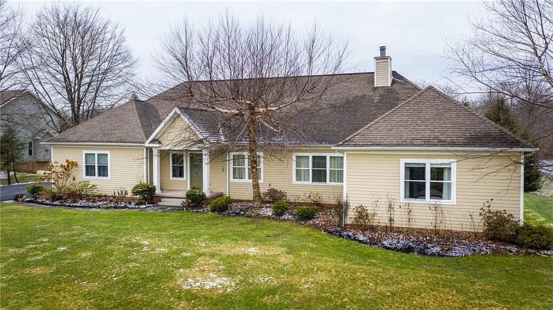 1st image of 710 Lorenwood Dr