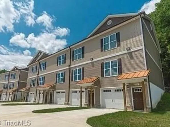 619 Riverside Dr, Mount Airy, NC 27030