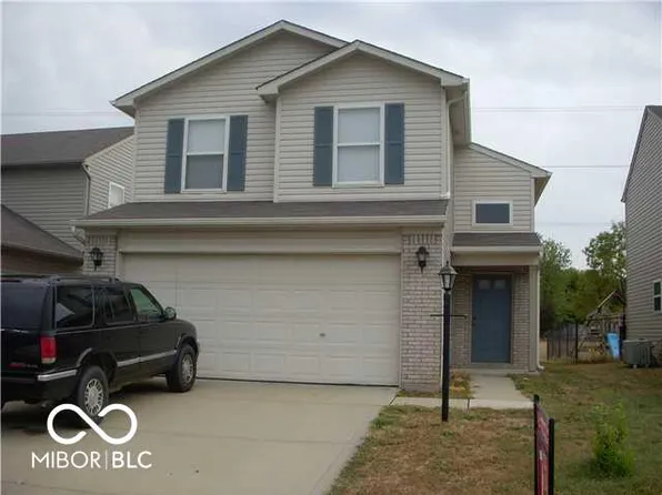 5325 Bluff View Dr, Indianapolis, IN 46217