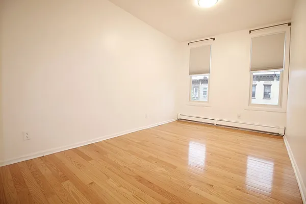 Rented by Realty Nerd | media 29