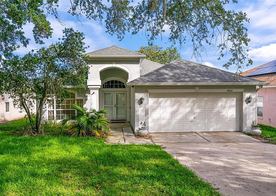 1st image of 1935 Westpointe Cir