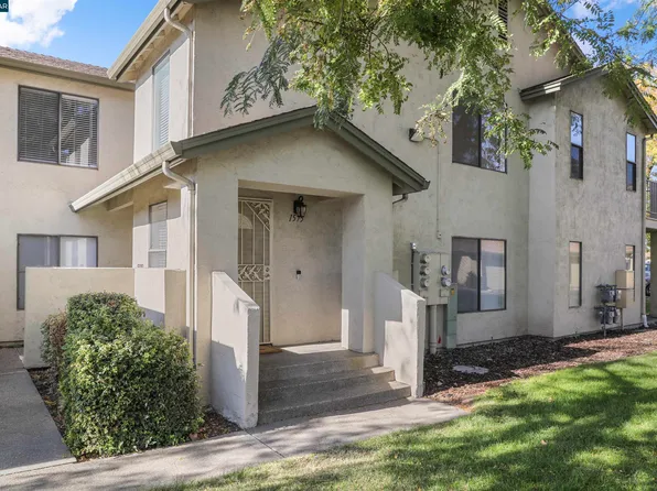 1575 W Swain Rd, Stockton, CA 95207