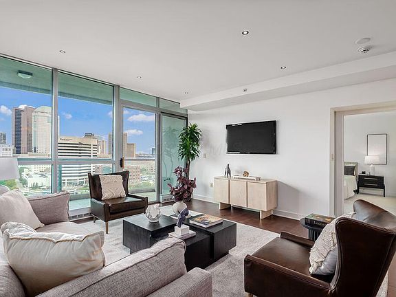 2nd image of 1 Miranova Pl APT 1620