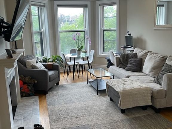 3rd image of 1701 N Crilly Ct APT 3W