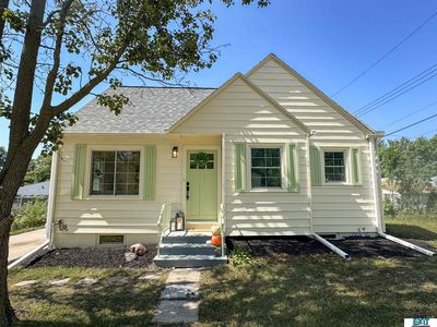 1023 S 42nd St, Lincoln, NE, 68510