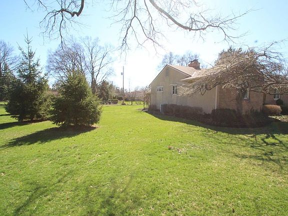 5th image of 3771 Rushmore Dr