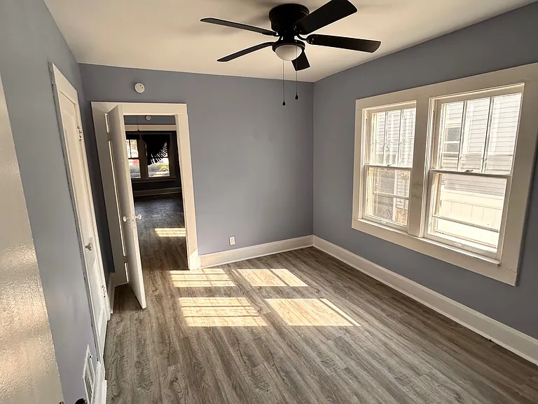 3815 N Lockwood Ave #2 — Photo 4