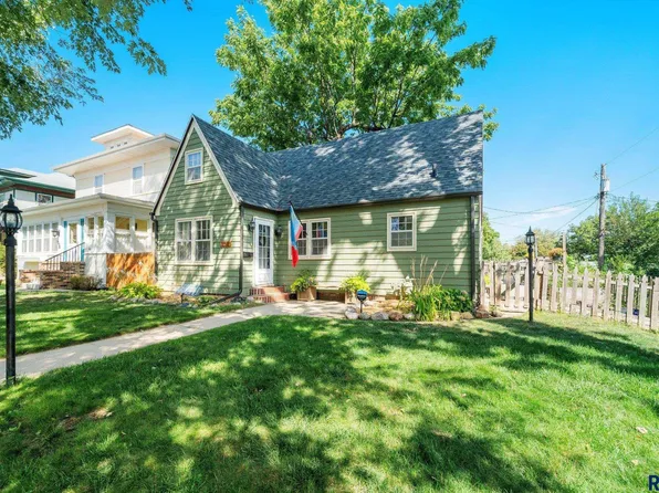 308 E 19th St, Sioux Falls, SD 57105