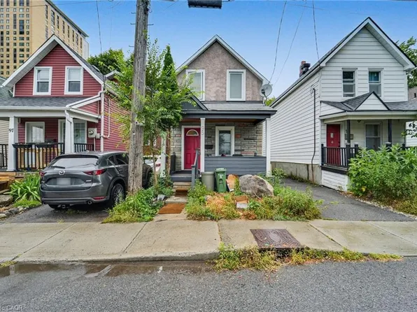 95 Adeline St, Ottawa, ON K1S 3L5