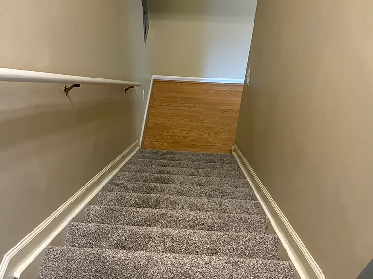 105 Parker Pl #105 — Photo 4