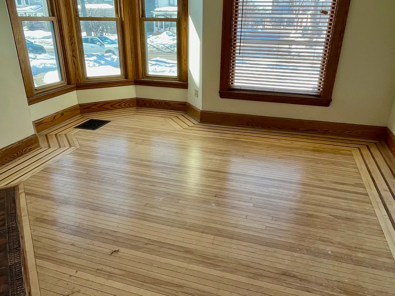 2 bed, 1000 sqft, $1,650 — Photo 4