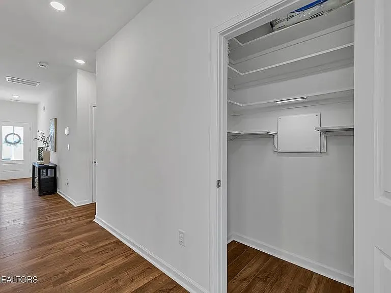 12301 Manhattan Ln — Photo 14