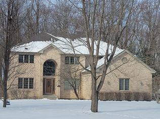 25610 S Pinewood Ln, Monee, IL 60449