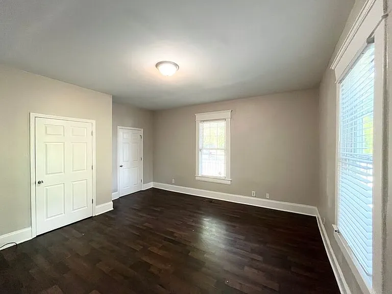 1810 Vale St — Photo 18