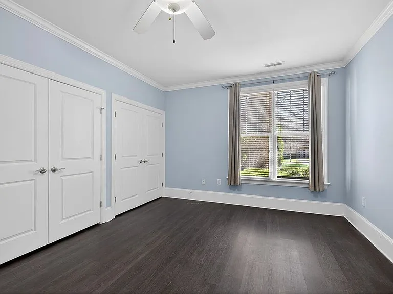 401 Finsbury St #102 — Photo 12