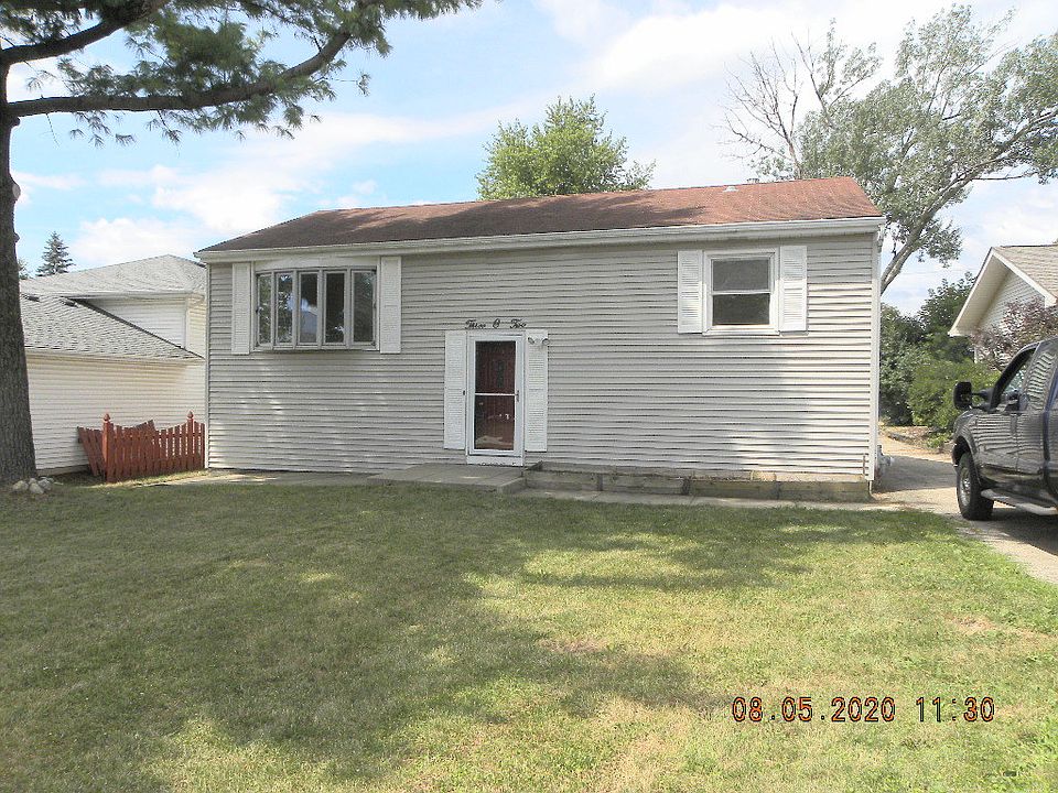 1st image of 1N302 West St
