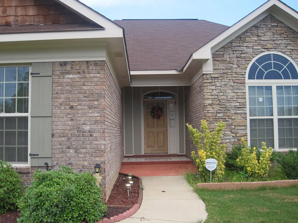 Building Photo - 7982 Ivy Park Dr