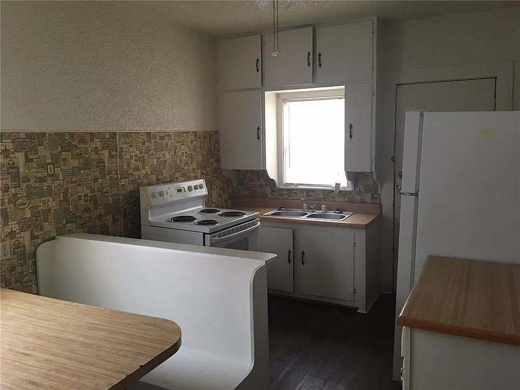1 bed, 768 sqft, $995 — Photo 3