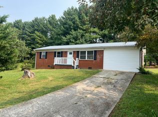 6518 Archer Cir, Talbott, TN 37877