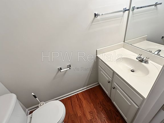 4th image of 1672 Brook Fern Way