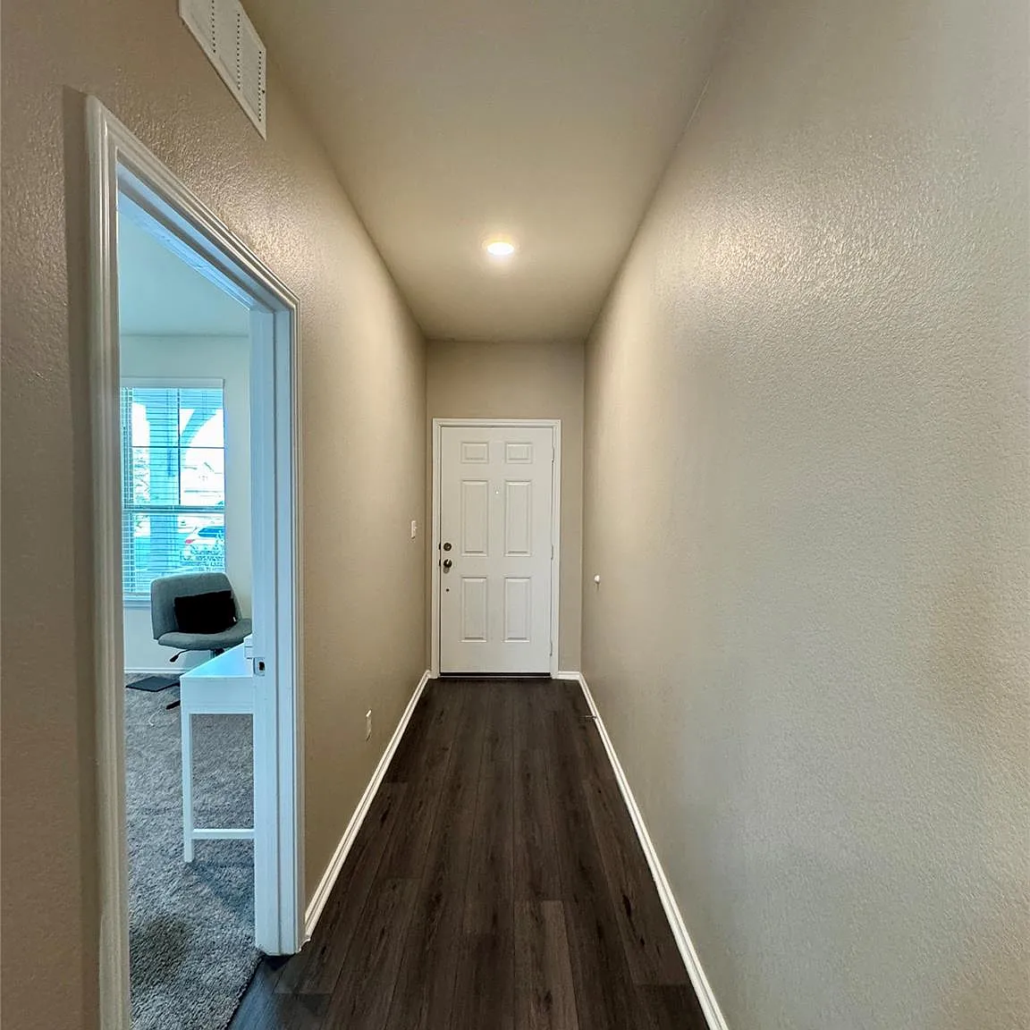 4 bed, 2.0 bath, 1689 sqft, $2,250 — Photo 3