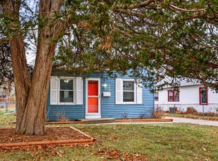 5606 Ovid Ave, Des Moines, IA 50310