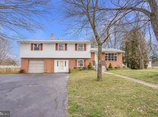 235 Hancock Rd, North Wales, PA 19454