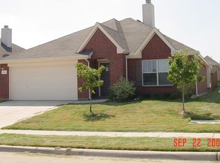 2928 Milby Oaks Dr, Fort Worth, TX 76244
