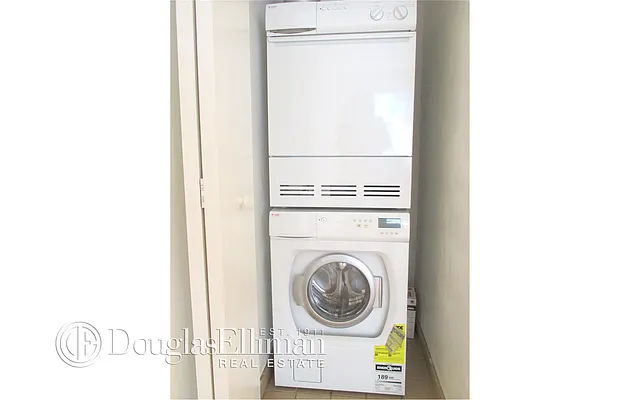 Rented by Douglas Elliman | media 16