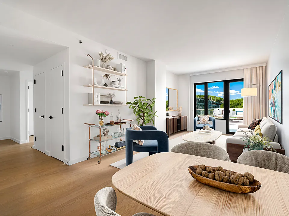 2395 Palisade Ave #505