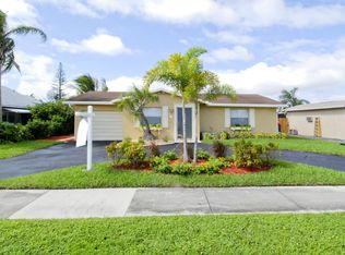 409 SW 73rd Ave, Pompano Beach, FL 33068