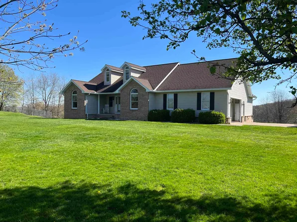 57 Orchard Dr, Buckhannon, WV 26201