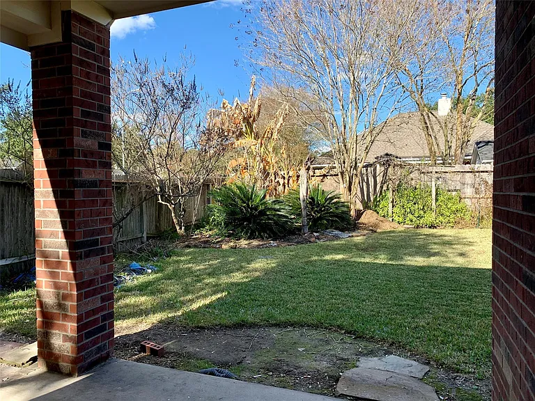 11218 Timbertree Ln — Photo 31