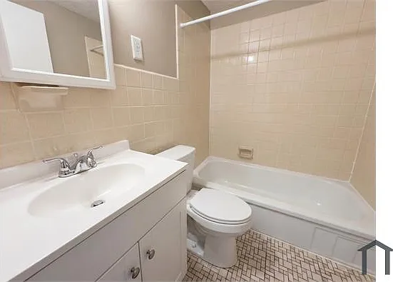 3 bed, 1276 sqft, $1,440 — Photo 4