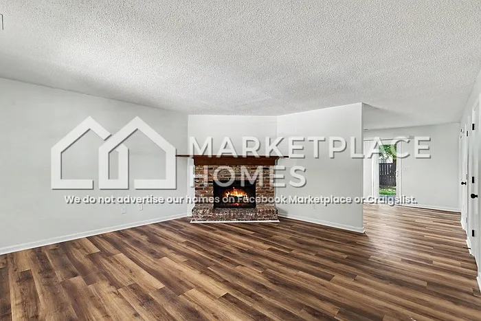5128 Lakeview Ct — Photo 5