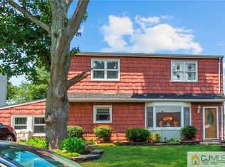 29 Birch Ter, Parlin, NJ 08859