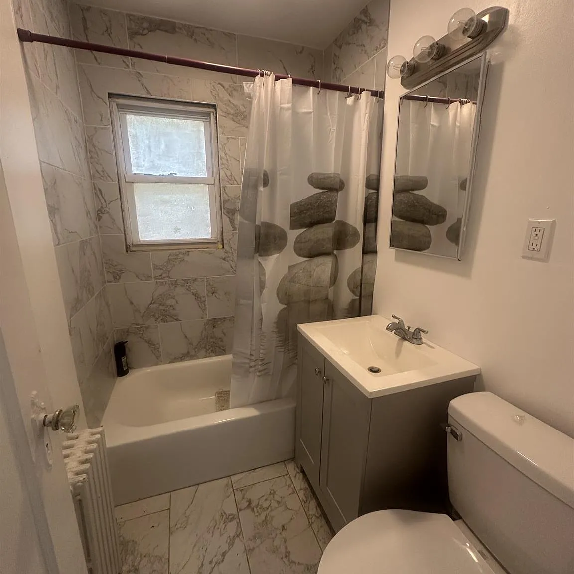2 bed, 750 sqft, $1,800 — Photo 4
